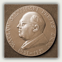 Медаль с барельефом Серпинского по случаю 20-летия исполнения им обязанностей председателя Варшавского научного общества